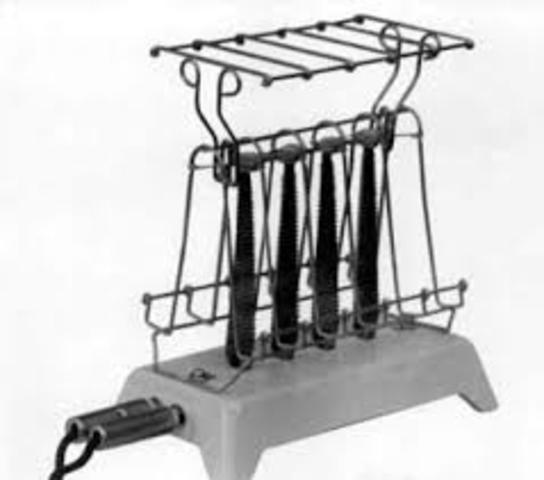 First commercially successful electric toaster