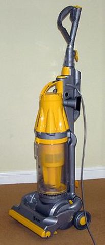 Upright Vacuum with canister