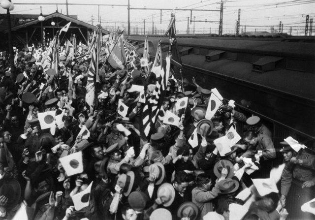 1931 Japan’s Army seizes Manchuria, China