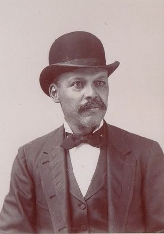 Profile: Abdul Hameed Mona