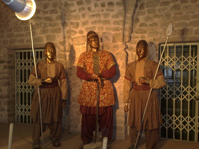 deaths of Sher Shah Suri and his son