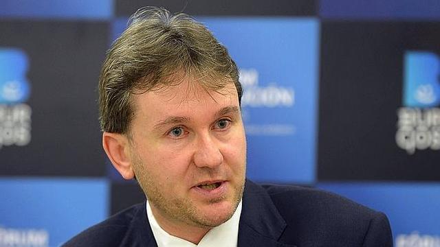 El Alcalde de Burgos, Javier Lacalle, asegura tras dos noches de disturbios que "no va a paralizar las obras"