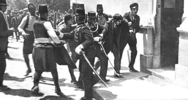 ARCHDUKE FRANZ FERDINAND OF THE AUSTRO-HUNGARIAN EMPIRE IS ASSASSINATED IN SARAJEVO