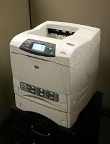 The combination of Aldus PageMaker for the Macintosh and the Apple Laser Writer laser printer usher in the era of desktop publishing.