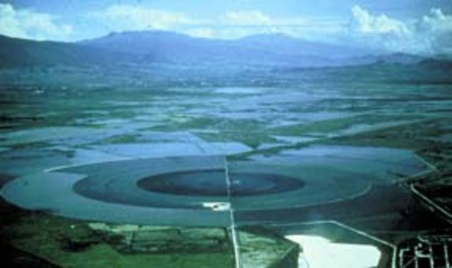 Se crea la Institución  Sosa Texcoco, S. A.