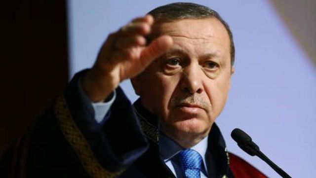Turkse president neemt voorbeeld aan Hitler voor staatshervorming