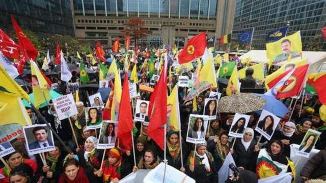 2000 betogers tegen Erdogan in Brussel