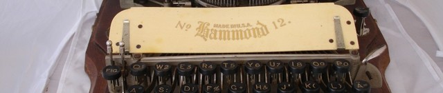 La máquina de escribir Hammond