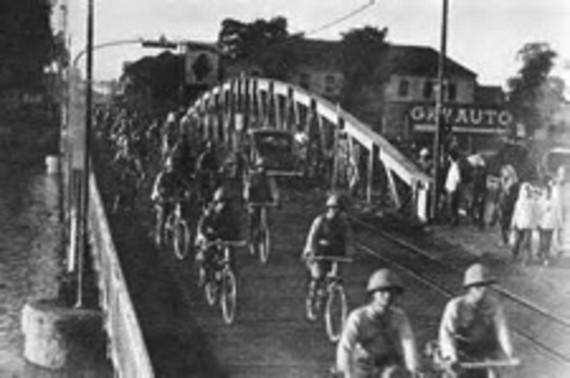 1942 Russians stop Nazi advance at Stalingrad save Moscow