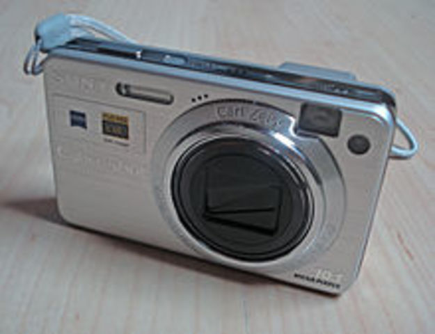 digital camera