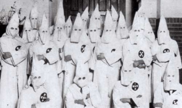 Ku Klux Klan (KKK)