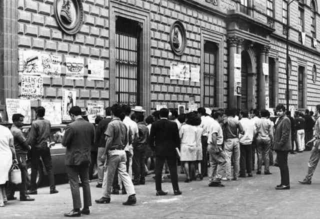 Protesta de alumnos de la Academia de San Carlos