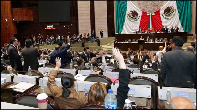 Se aprueba la ley en sentido materia y formal