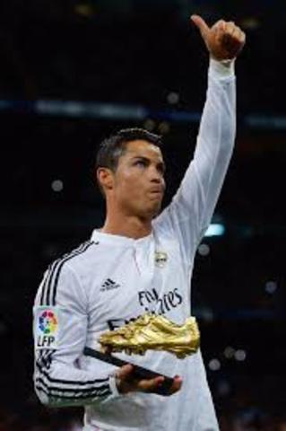NOV 21, 2012 Ronaldo donates his Golden Boot