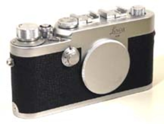 First high quality 35mm camera