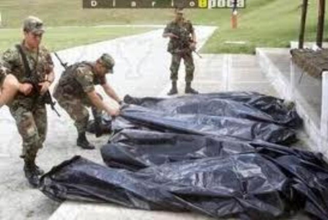 Madres reciben después de años restos de sus hijos asesinados en 'falsos positivos'