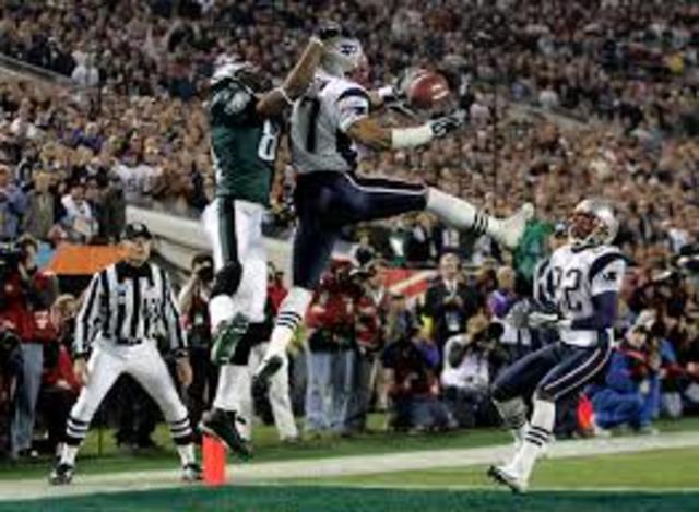 NEW ENGLAND PATRIOTS 24 VS PHILADELPHIA EAGLES 21