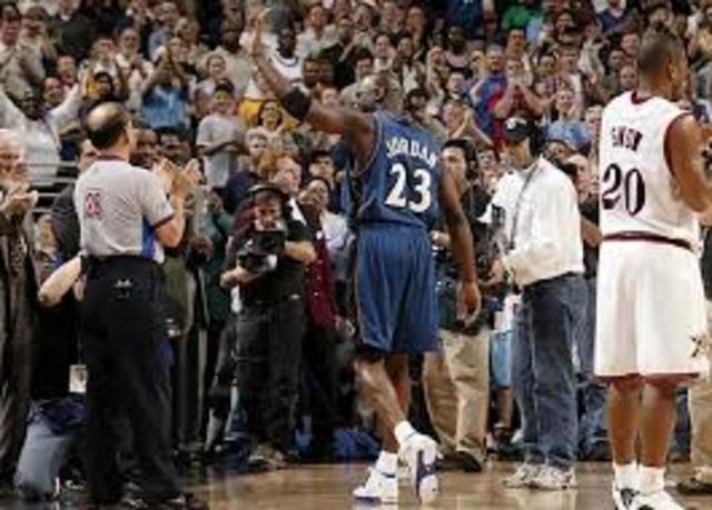 Michael Jordan Plays His Last Game