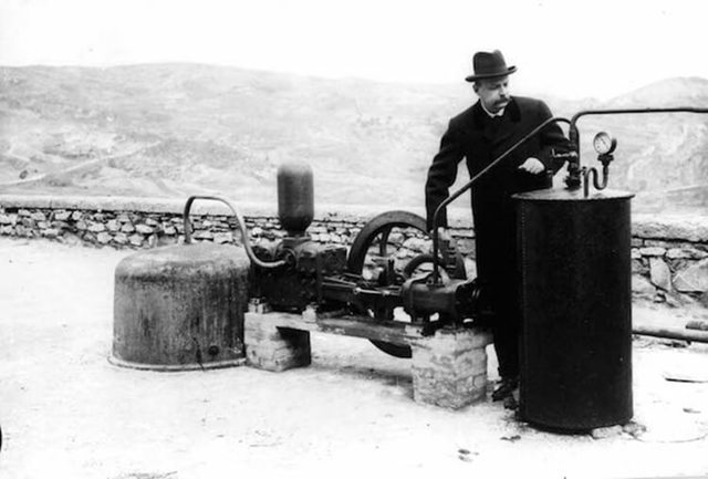 World's first ever geothermal heating