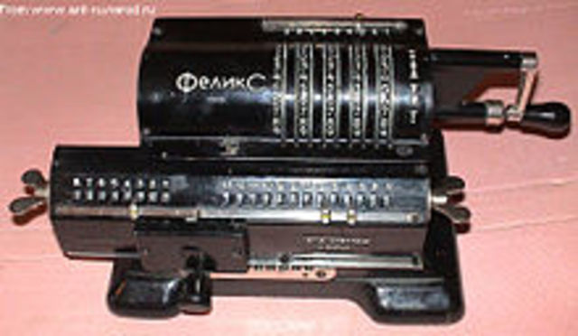 Арифмометр Феликс