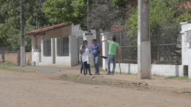 Campaña sobre manejo de agua, recorrida casa por casa