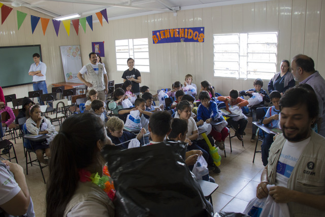 Entrega de obras, lavado de manos y entrega de kits