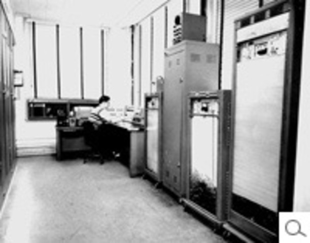 Standards Eastern Automatic Computer is constructed