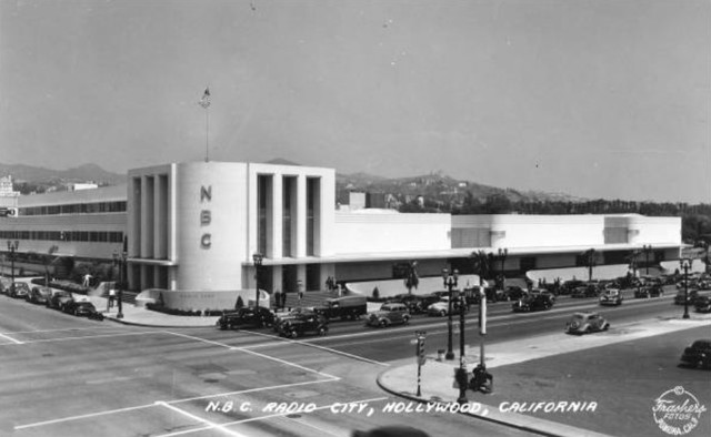 1939 - Transmisiones regulares