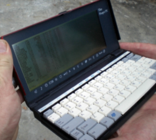 Laptop con batería portátil