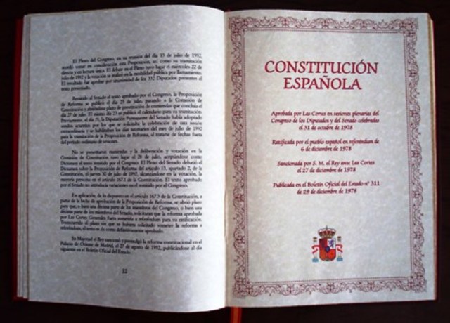 OTRA CONSTITUCIÓN