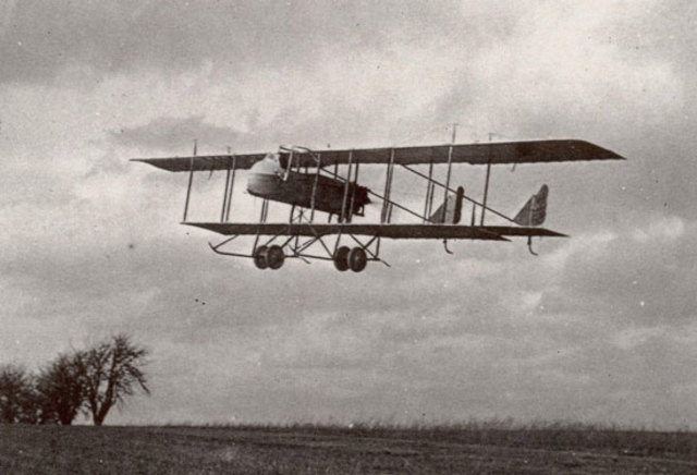 Primer vuelo en Colombia