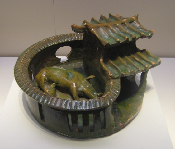 Glazed pottery made bye Shang.