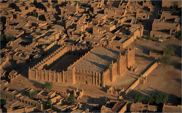 Great Mosque of Djenné. Mali. Founded c. 1200 C.E.