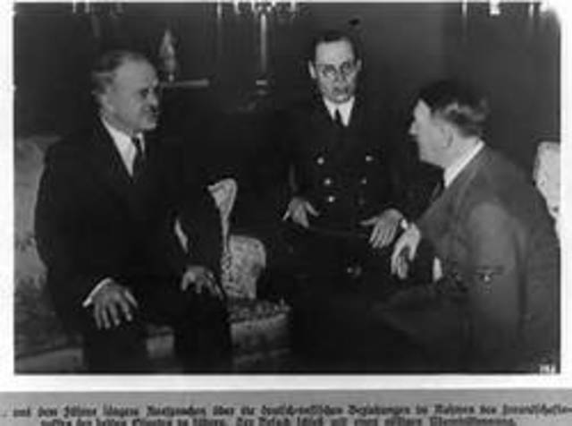 Churchill and FDR issue the Atlantic Charter