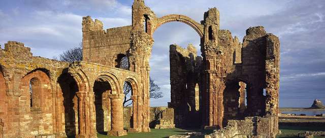 Angrep på Lindisfarne