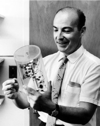 Kornberg and the DNA tube