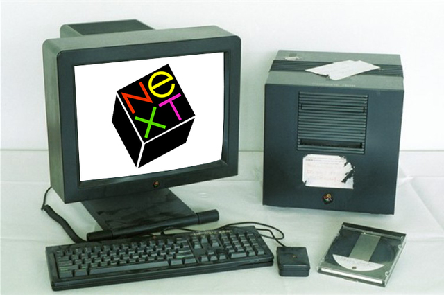 Tim Berners-Lee creo el primer Navegador Web