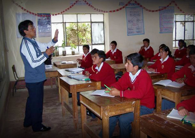 Mas de 10 años dedicado a la docencia.