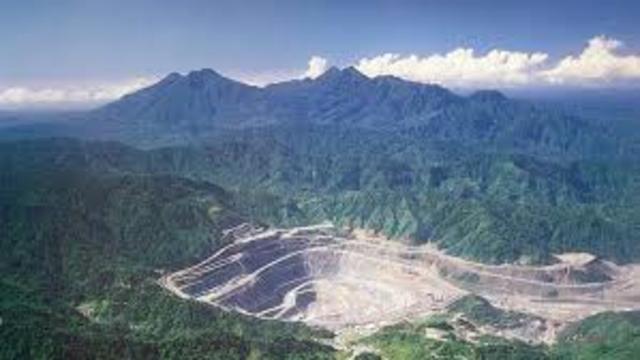 U.S. Marines invade Bougainville in the Solomon Islands