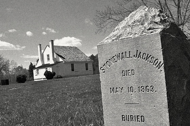 Stonewalls Jackson dies