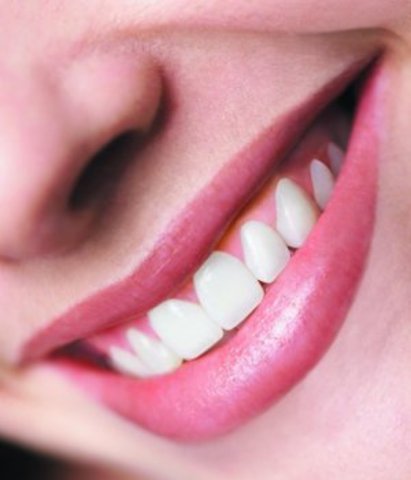 Caitlin Accepts Invite To Their First Date