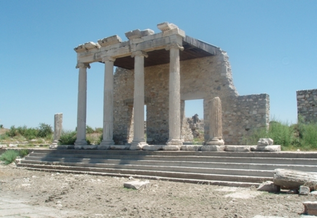 Sumisión de los Carios y toma de Mileto