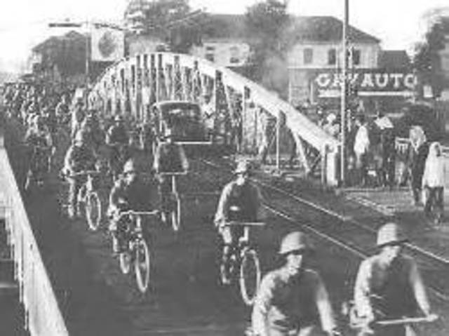 1941 Japanese invade French Indochina (Viet. Laos, Cambodia)