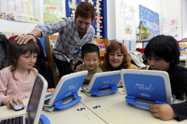 ERA DIGITAL, LA INTERNET EN LA INFORMACIÓN Y EDUCACIOÓN