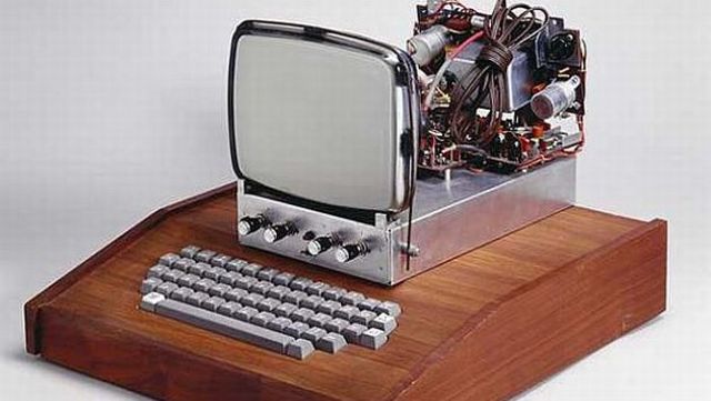 primera computadora domestica apple