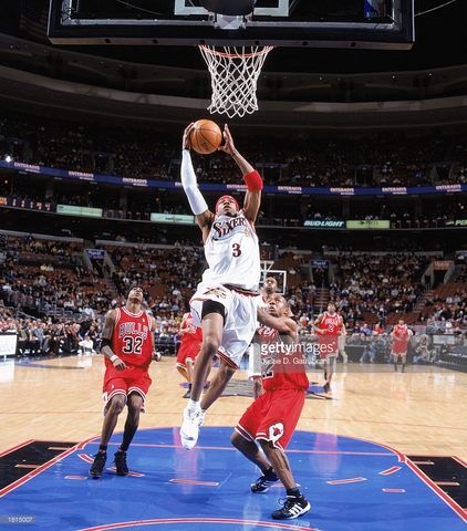 Su último partido de la NBA, fue en Filadelfia contra los 76ers
