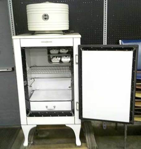 Monitor Top Refrigerator