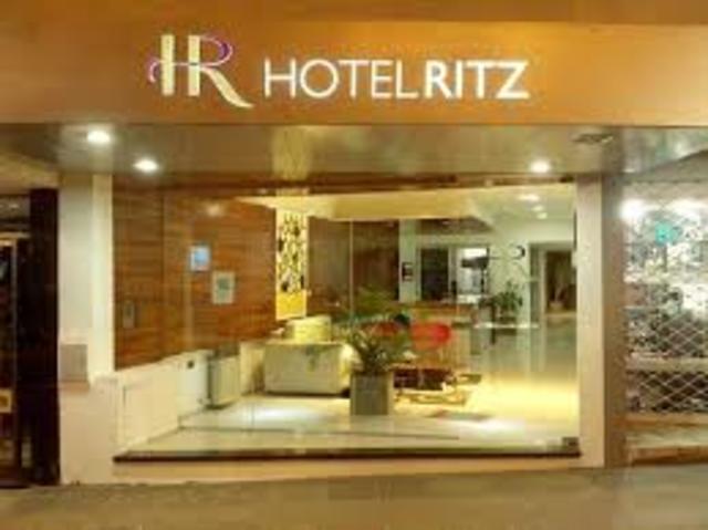 SE INAUGURA EL HOTEL RITZ