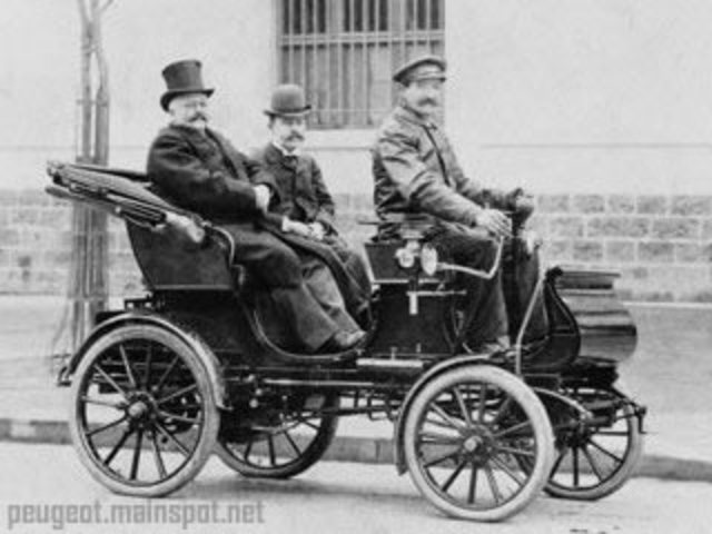 Los primeros coches en Italia