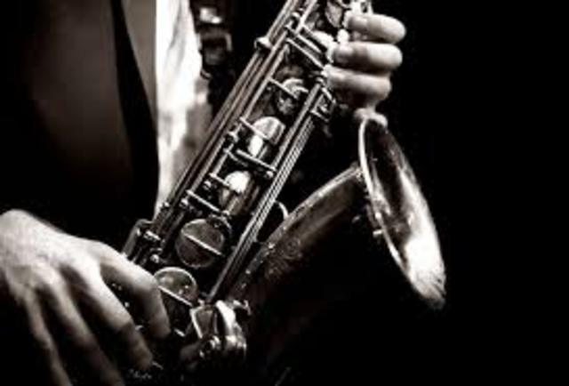 SAXOPHONE